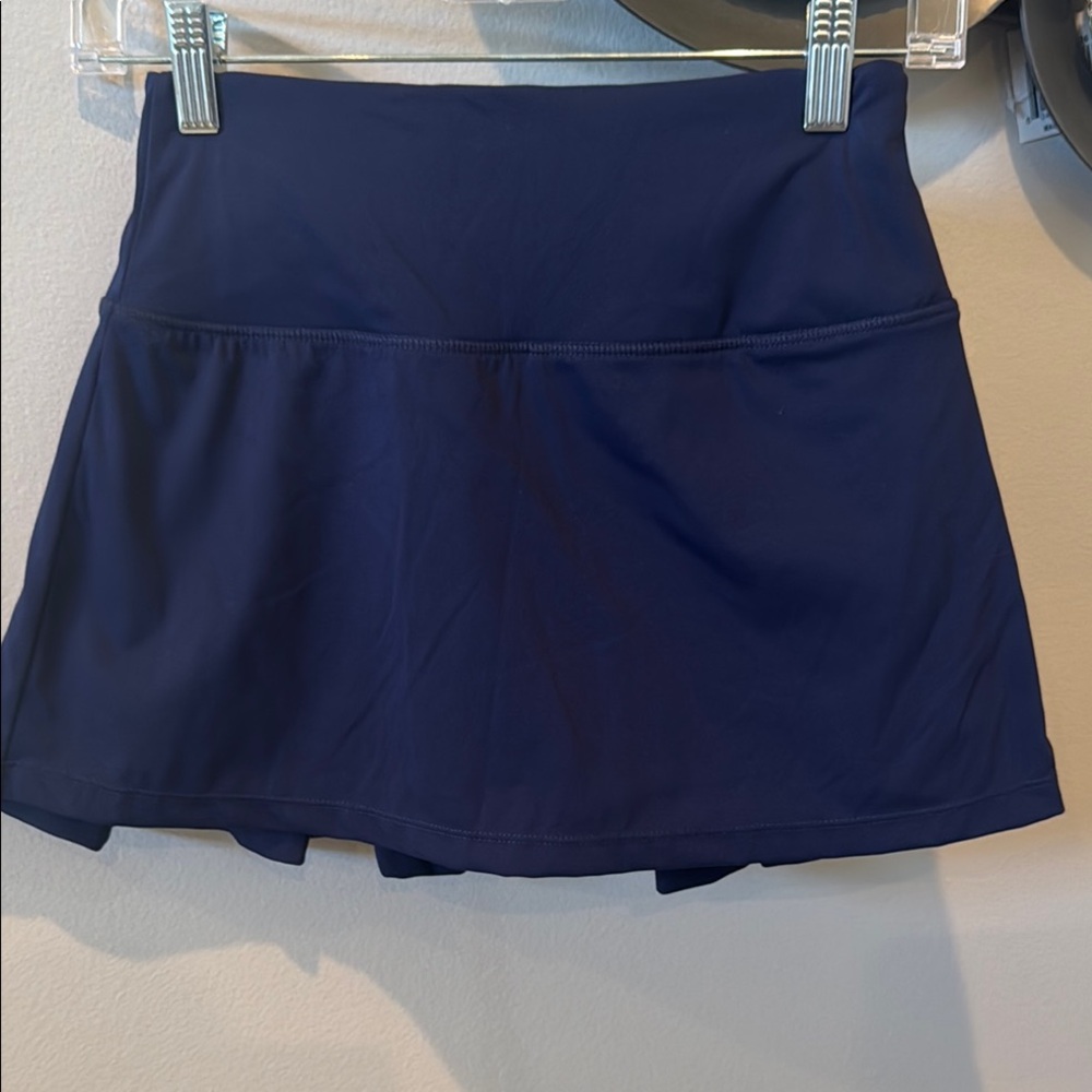 Baleaf Dark Blue pleated skirt/skort pre owned size small